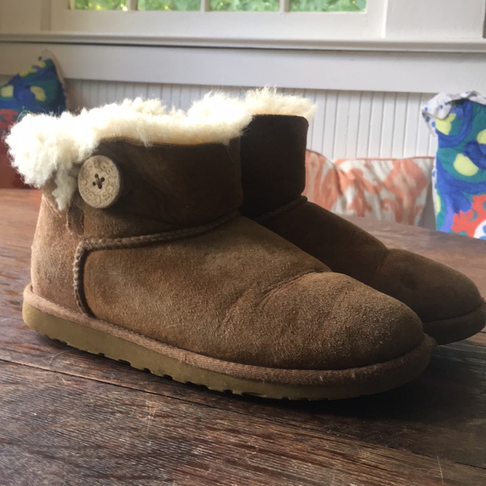 Women’s Ugg Booties size 6